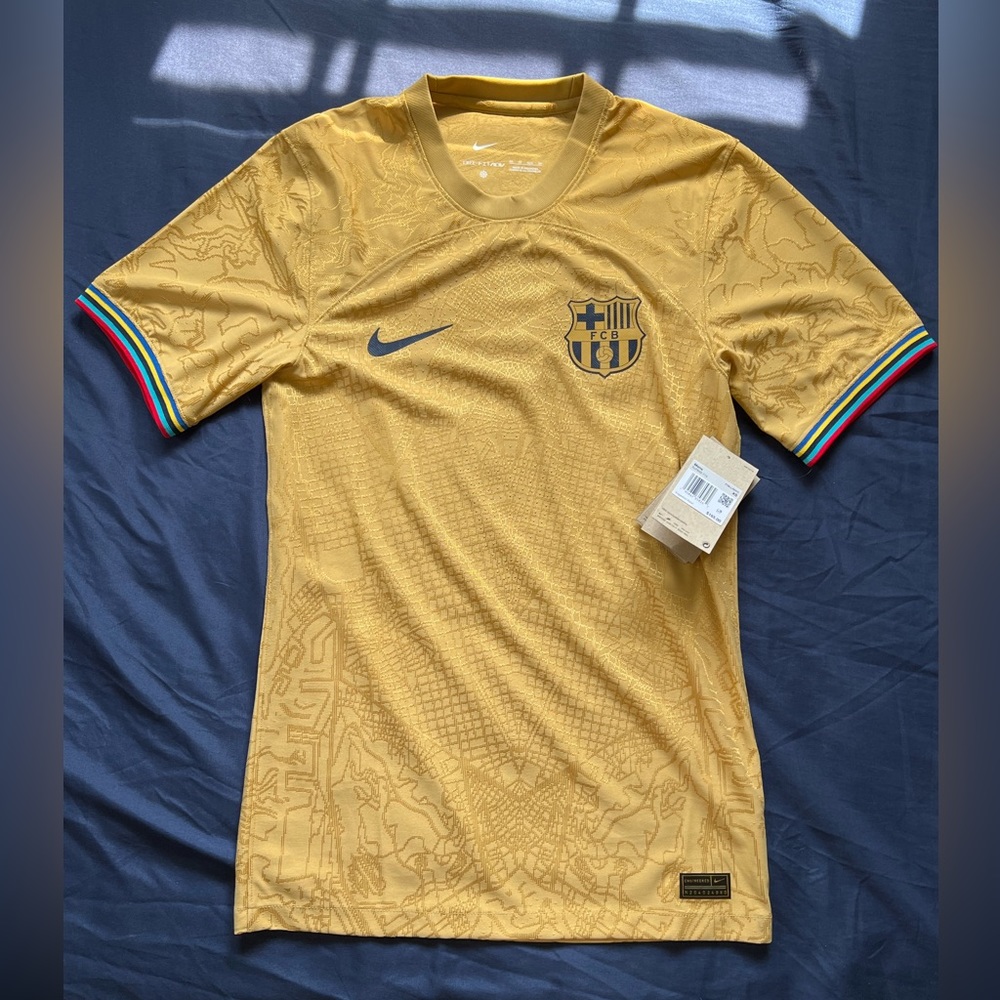 Nike FC Barcelona 2022-23 Away Stadium Jersey